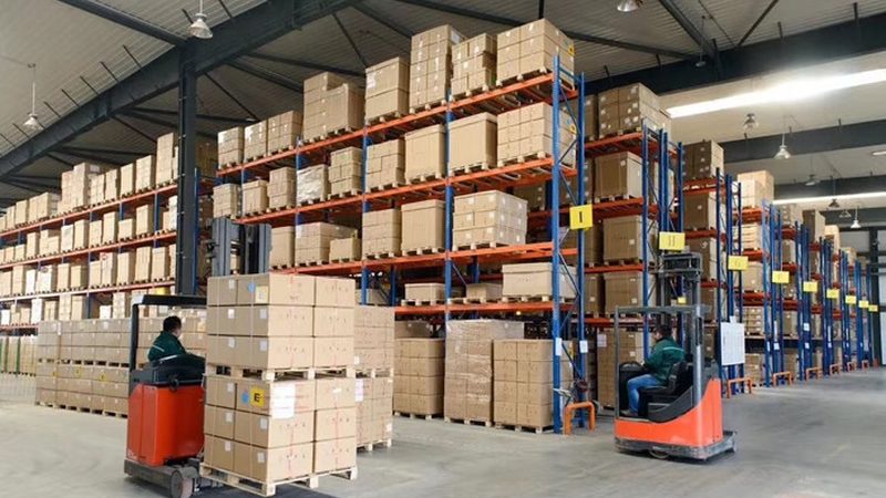 电商仓库货架选型：关键指标与趋势解析
